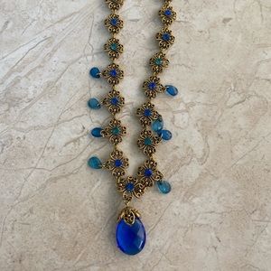 Avon Vintage Necklace